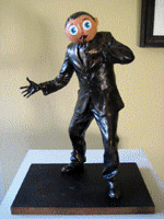 Frank Sidebottom statue