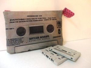 A clutch bag (whatever that means!)