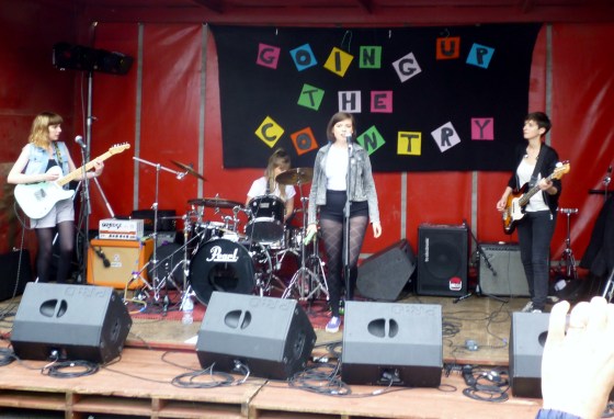 Colour Me Wednesday at Going Up The Country 13th June 2015