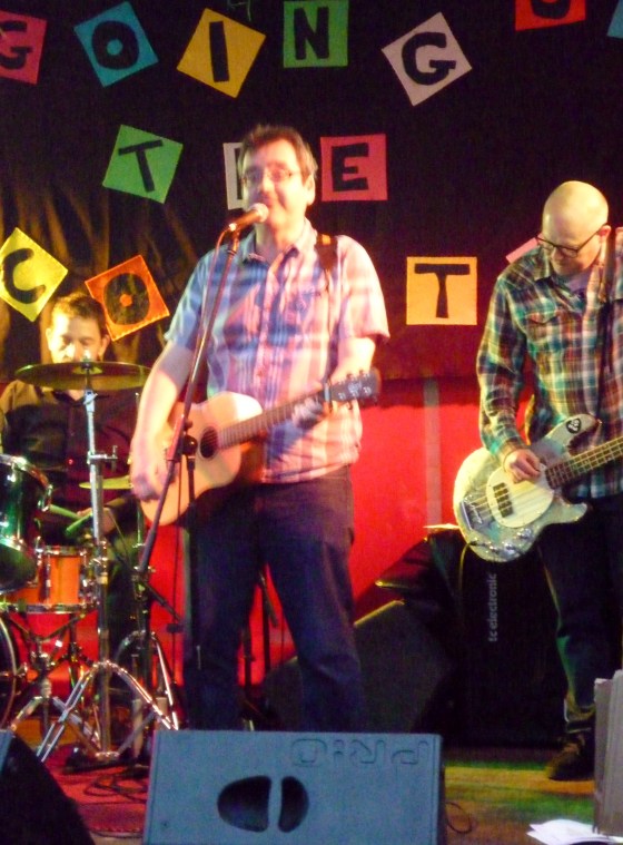 MJ Hibbett & The Validators at Going Up The Country 13th June 2015